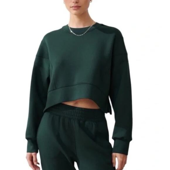 Abercrombie YPB Women's Cropped Long Sleeve Crewneck Sweatshirt Size Small - Picture 1 of 7